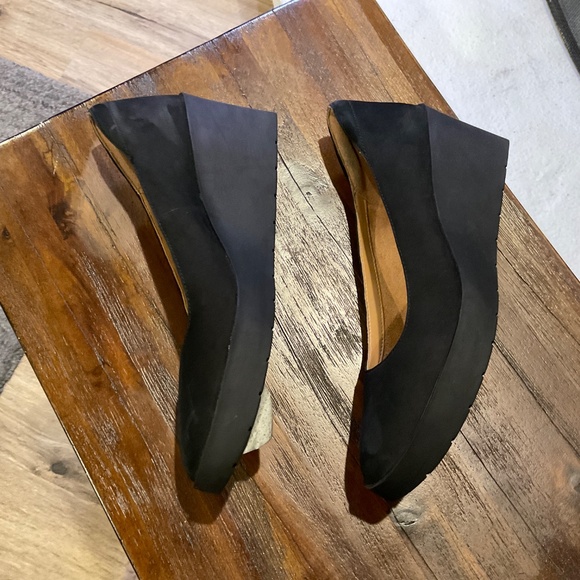 Vionic Women's Sereno Wedge Slip On size 7 - Picture 6 of 9